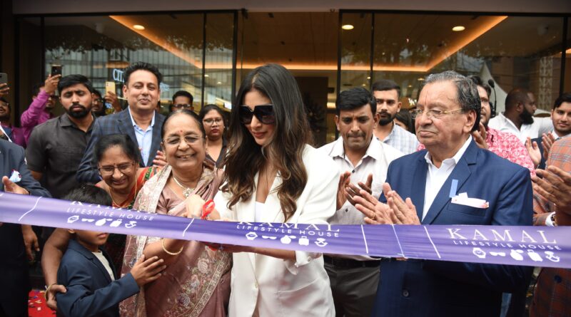 Bollywood Actress Mouni Roy Grand launched of Kamal Lifestyle House by Kamal Watch Co. At Hitech City