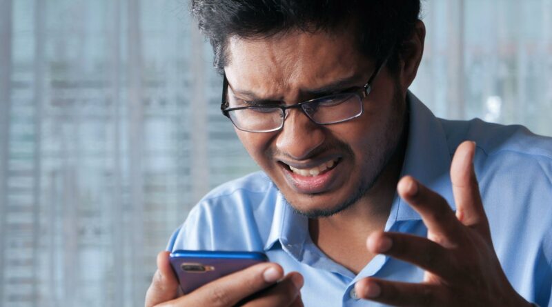 From Spam Calls to Trusted Advice: How Advisory-First Platforms Are Changing the Way Indians Buy Health and Term Insurance