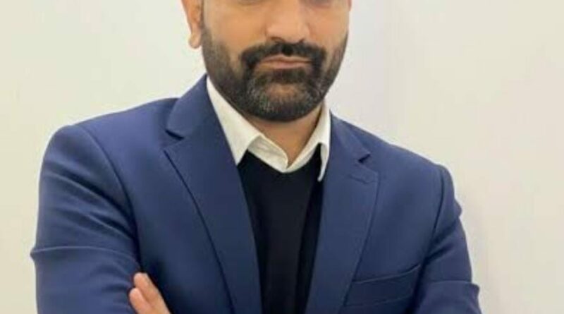 The New Age of E-commerce Connecting Small Businesses to National Markets